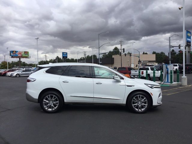 2022 Buick Enclave Premium