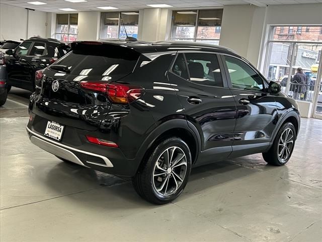 2022 Buick Encore GX Select