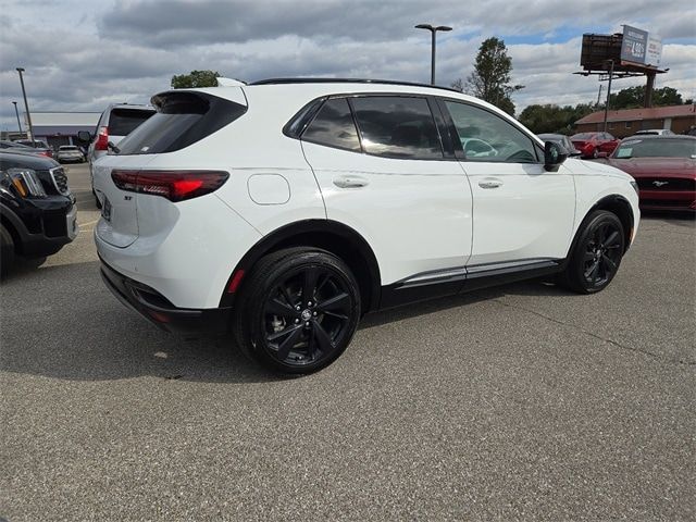 2022 Buick Envision Essence