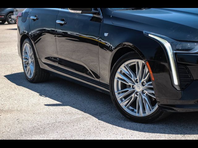 2022 Cadillac CT4 Premium Luxury