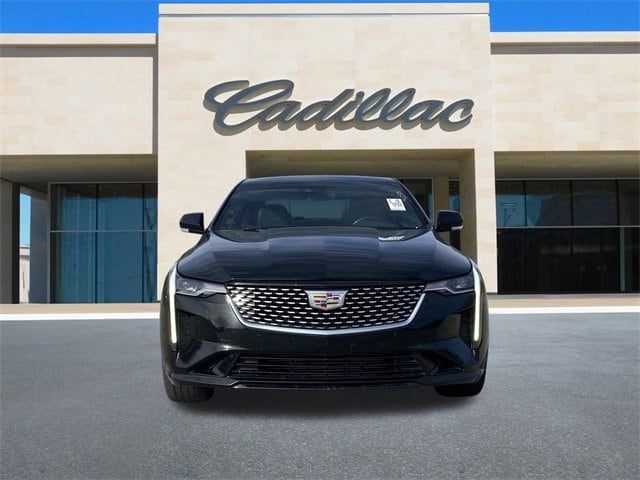 2022 Cadillac CT4 Premium Luxury