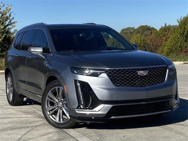 2022 Cadillac XT6 Premium Luxury