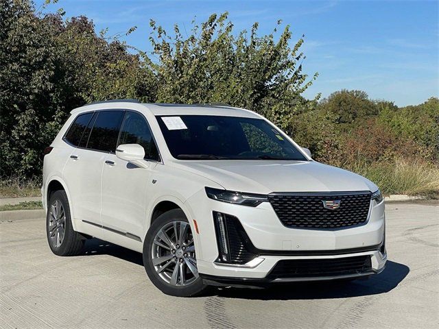 2022 Cadillac XT6 Premium Luxury