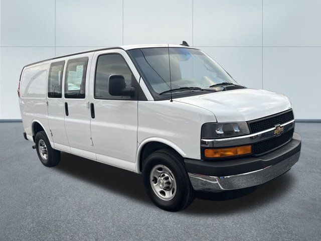 2022 Chevrolet Express Base