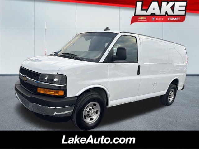 2022 Chevrolet Express Base