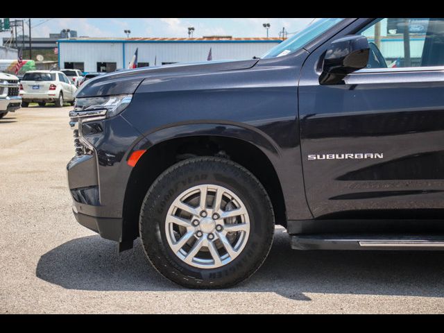 2022 Chevrolet Suburban LT