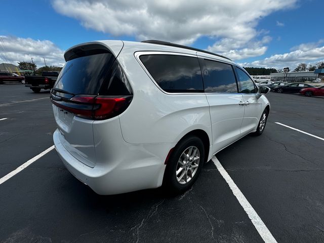 2022 Chrysler Pacifica Touring-L