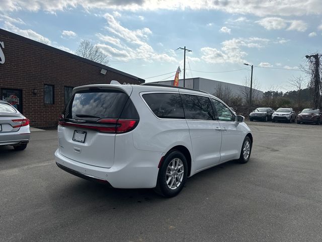 2022 Chrysler Pacifica Touring-L