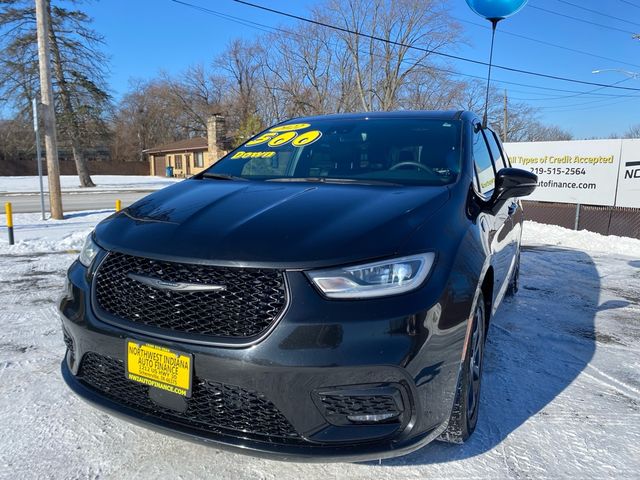 2022 Chrysler Pacifica Hybrid Touring L