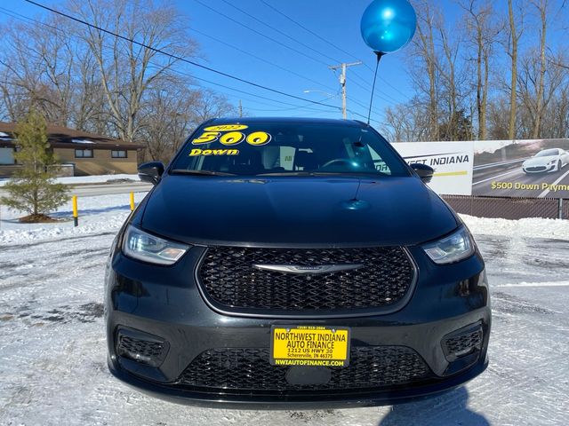 2022 Chrysler Pacifica Hybrid Touring L