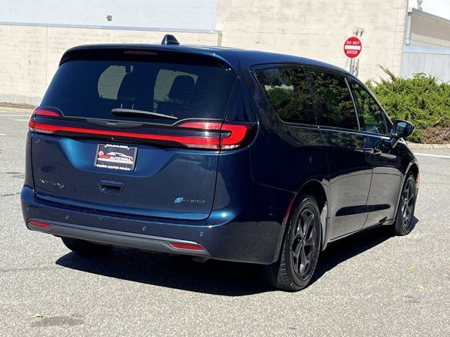 2022 Chrysler Pacifica Hybrid Limited