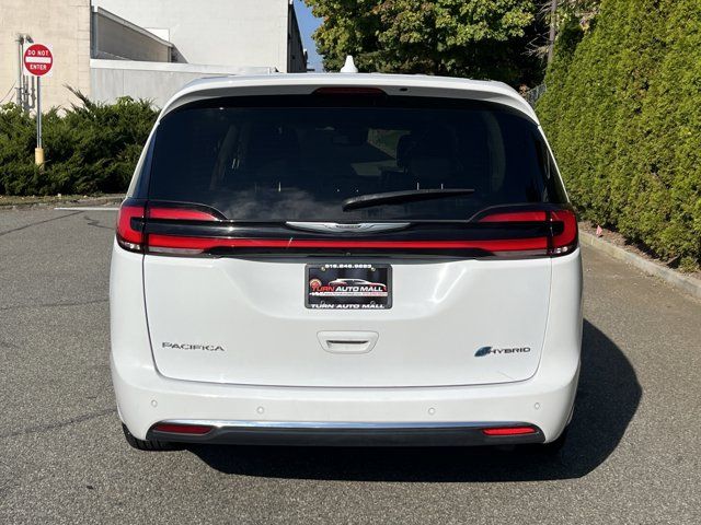 2022 Chrysler Pacifica Hybrid Touring L