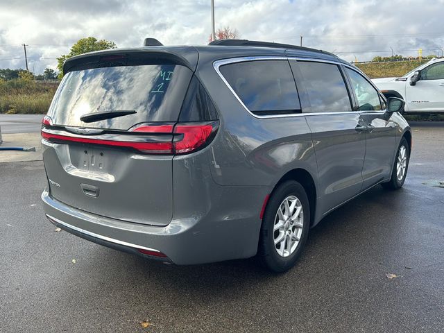 2022 Chrysler Pacifica Touring-L