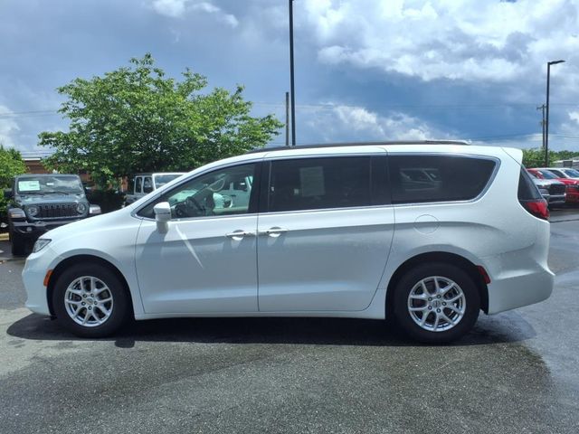 2022 Chrysler Pacifica Touring-L