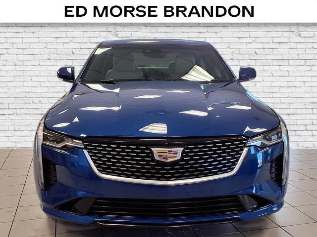 2022 Cadillac CT4 Luxury