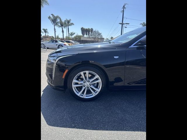 2022 Cadillac CT4 Luxury