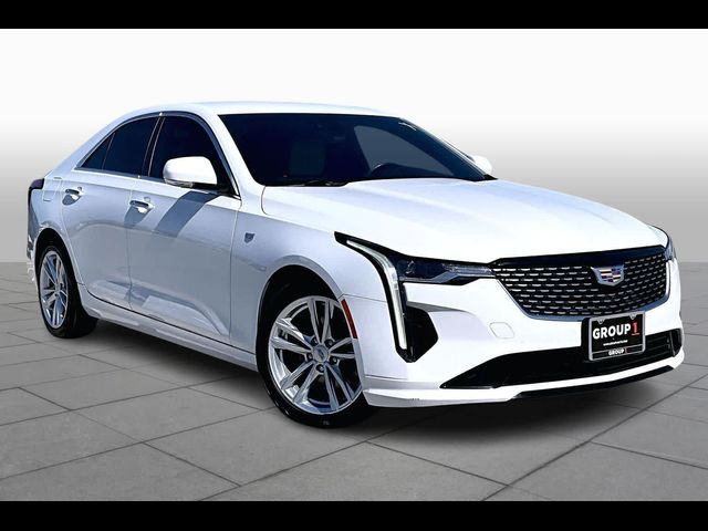 2022 Cadillac CT4 Luxury