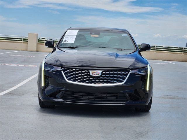 2022 Cadillac CT4 Luxury