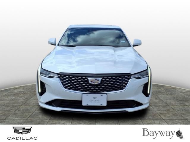 2022 Cadillac CT4 Luxury