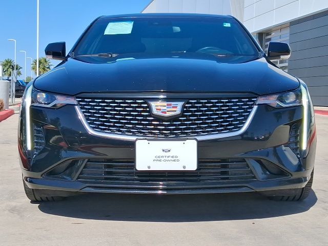 2022 Cadillac CT4 Luxury