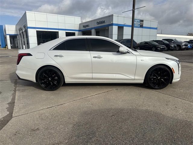 2022 Cadillac CT4 Luxury