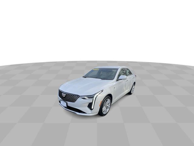 2022 Cadillac CT4 Luxury