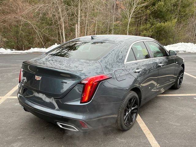 2022 Cadillac CT4 Luxury