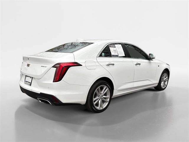 2022 Cadillac CT4 Luxury