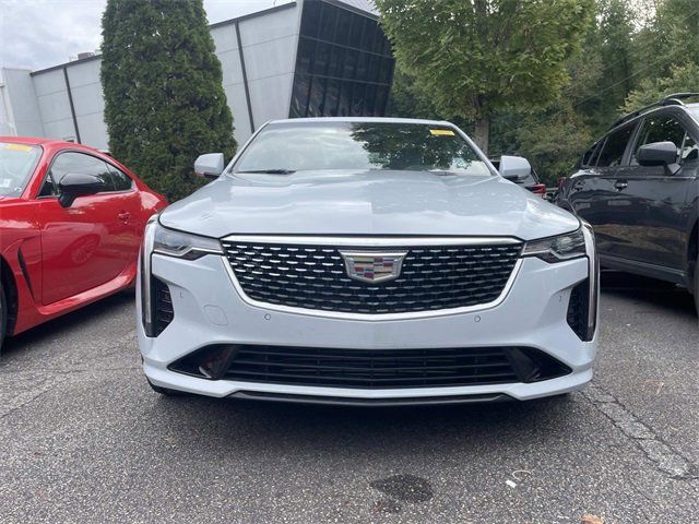 2022 Cadillac CT4 Premium Luxury