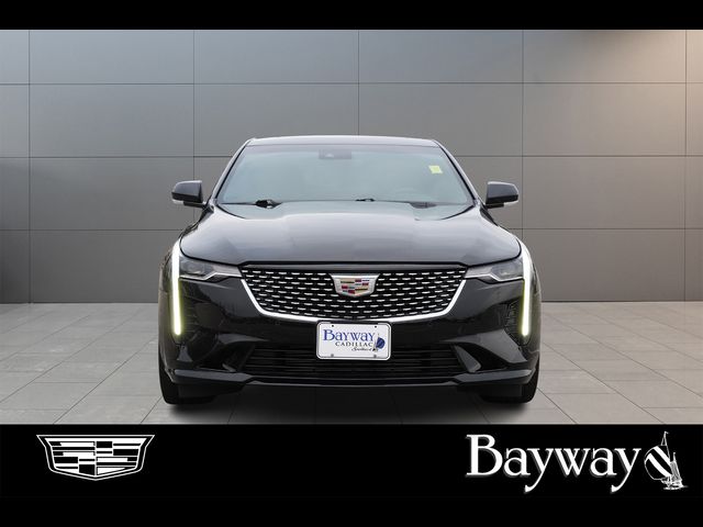 2022 Cadillac CT4 Premium Luxury