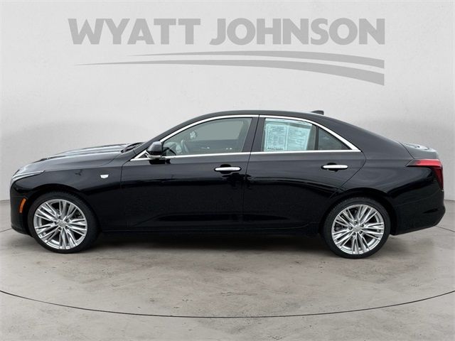2022 Cadillac CT4 Premium Luxury