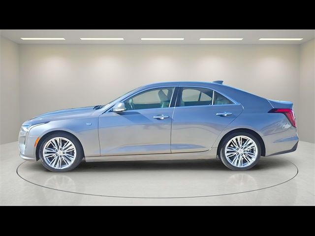 2022 Cadillac CT4 Premium Luxury