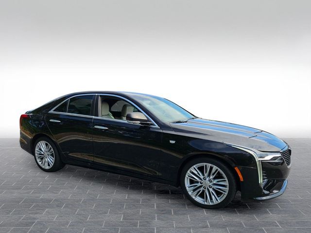 2022 Cadillac CT4 Premium Luxury