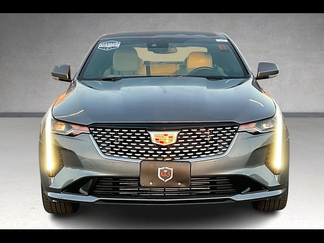 2022 Cadillac CT4 Premium Luxury