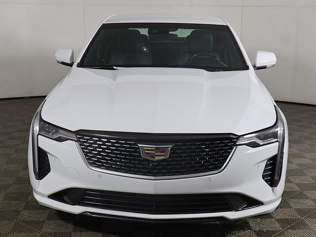 2022 Cadillac CT4 Premium Luxury