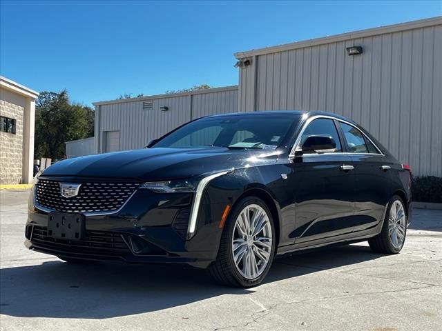 2022 Cadillac CT4 Premium Luxury