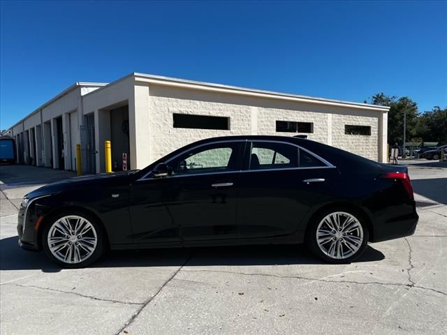 2022 Cadillac CT4 Premium Luxury