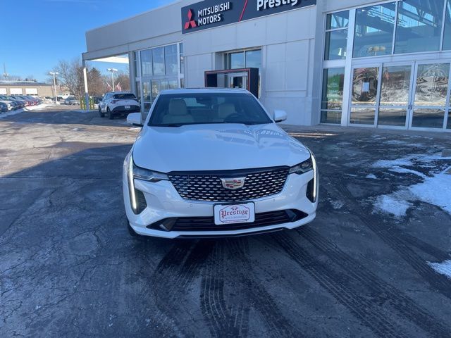 2022 Cadillac CT4 Premium Luxury