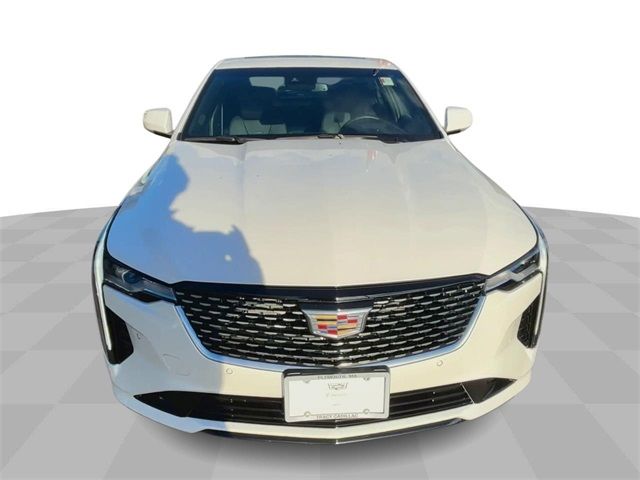 2022 Cadillac CT4 Premium Luxury