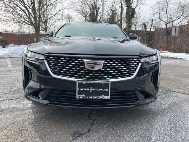 2022 Cadillac CT4 Premium Luxury