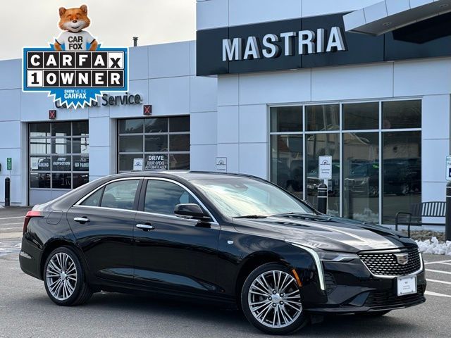2022 Cadillac CT4 Premium Luxury