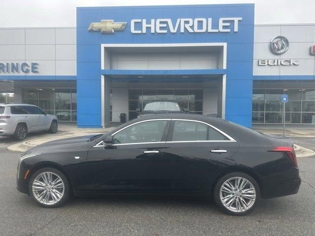 2022 Cadillac CT4 Premium Luxury