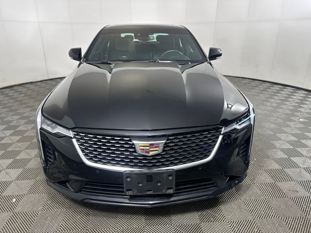 2022 Cadillac CT4 Premium Luxury