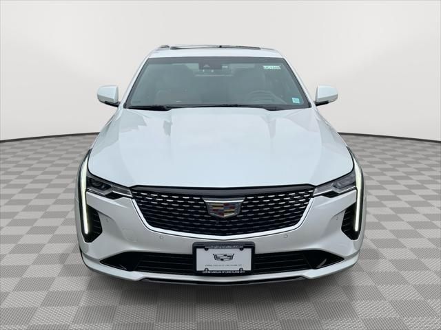 2022 Cadillac CT4 Premium Luxury