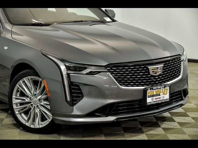 2022 Cadillac CT4 Premium Luxury