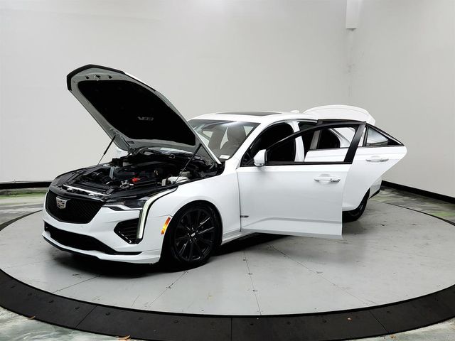 2022 Cadillac CT4-V Base