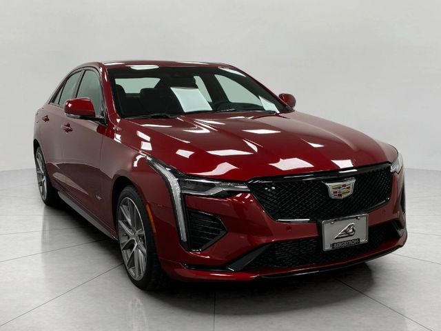 2022 Cadillac CT4-V Base