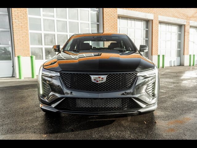 2022 Cadillac CT4-V Base