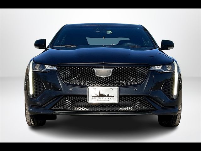 2022 Cadillac CT4-V Base