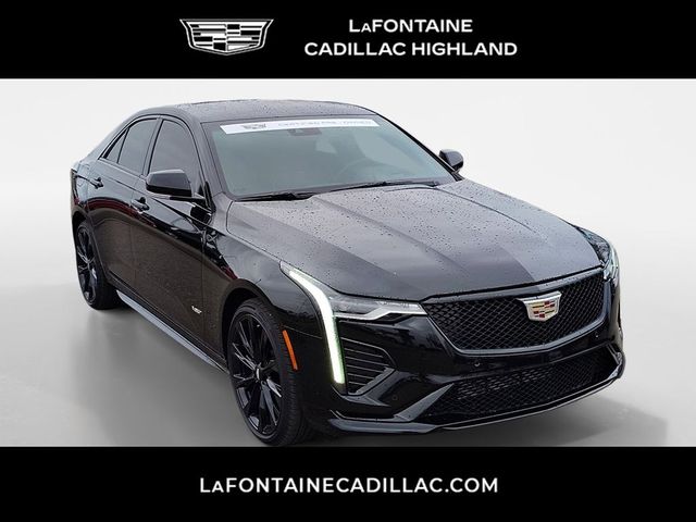 2022 Cadillac CT4-V Base